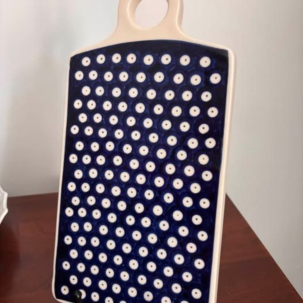 Zaklady Boleslawiec Blue Peacock Eyes Polish Pottery Ceramic Cutting Board 10.5”